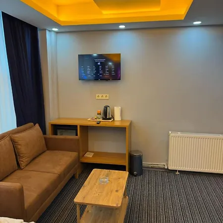 מלון Premium Palace